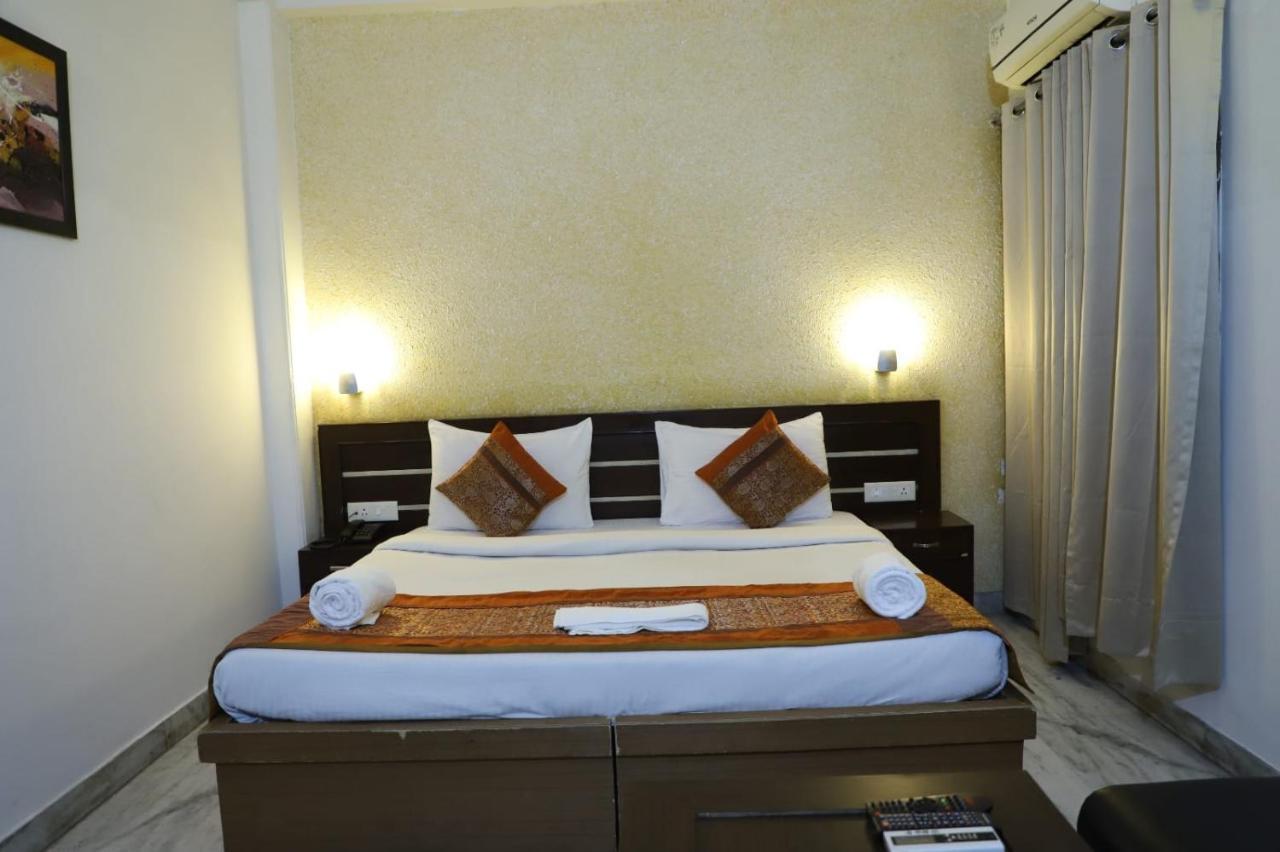 Hotel Tara Palace By Goyal Hoteliers Agra  Exteriér fotografie