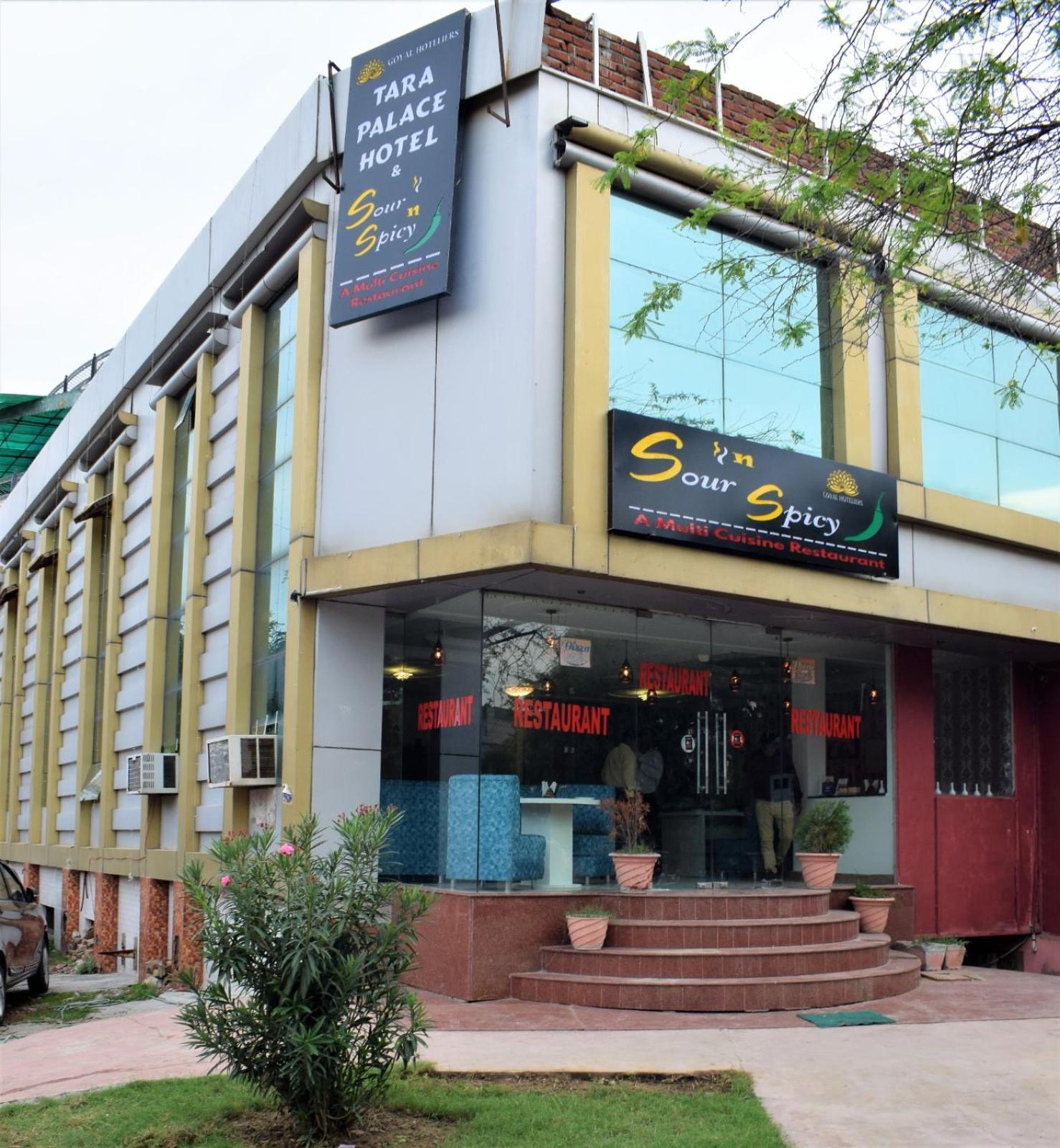 Hotel Tara Palace By Goyal Hoteliers Agra  Exteriér fotografie